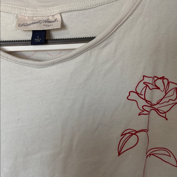 Universal Thread TShirt Bundle - Picture 8 of 9